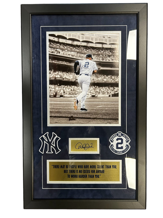 Derek Jeter Suede UNS 16x28 (FAC)